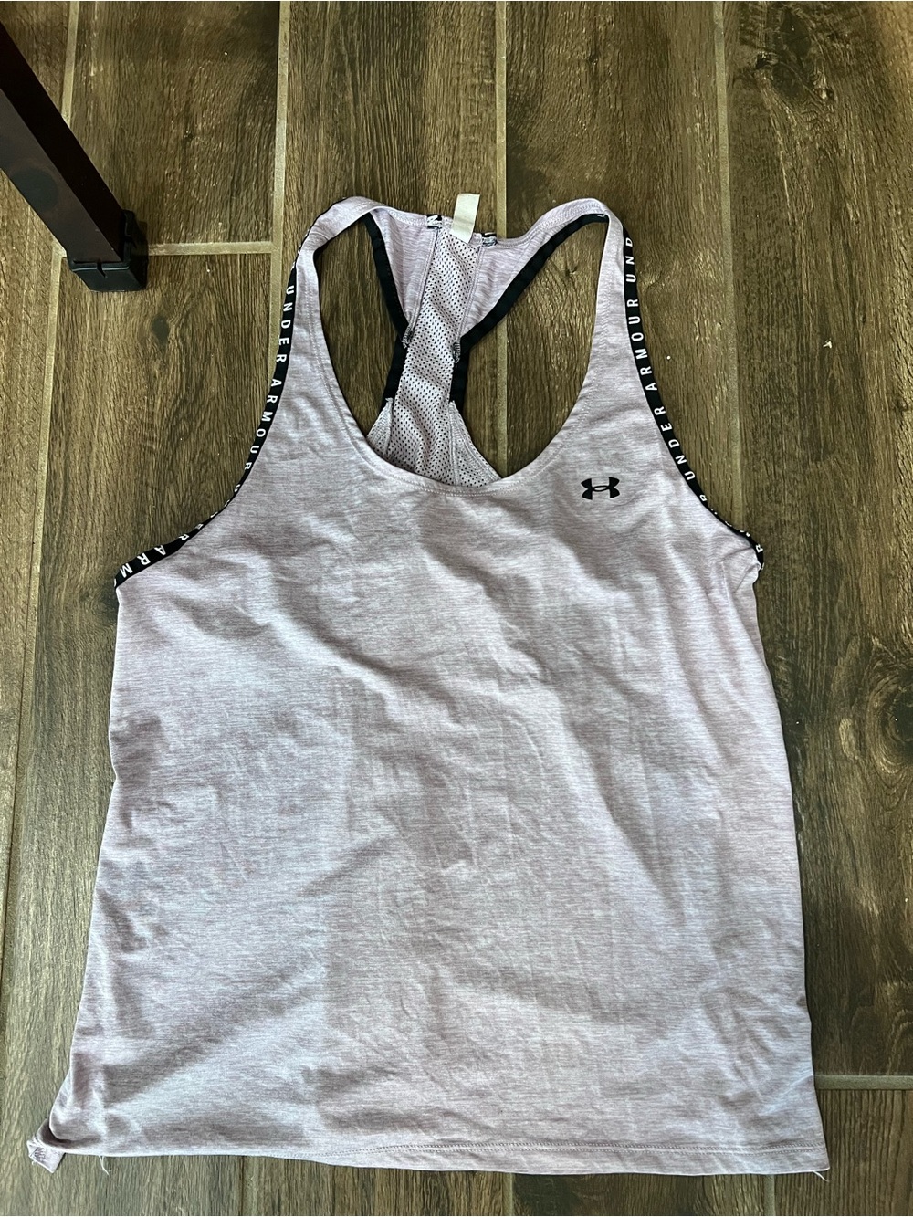 Under Armour Women's Light Pink Racerback Tank Top. Women’s size L